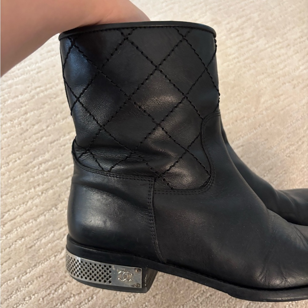 CHANEL Black Ankle Boots with Quilted Design - Picture 2 of 11